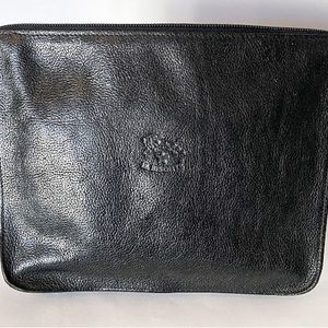 Il Bisonte Black clutch